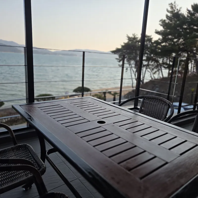 [Namhae] Ocean view, 2nd floor (pet-friendly) detached house with a garden and sea view 79