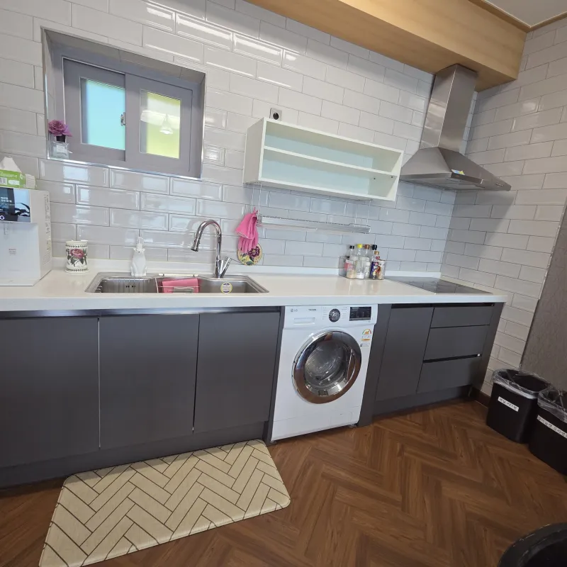 [Namhae] Ocean view, 2nd floor (pet-friendly) detached house with a garden and sea view 123