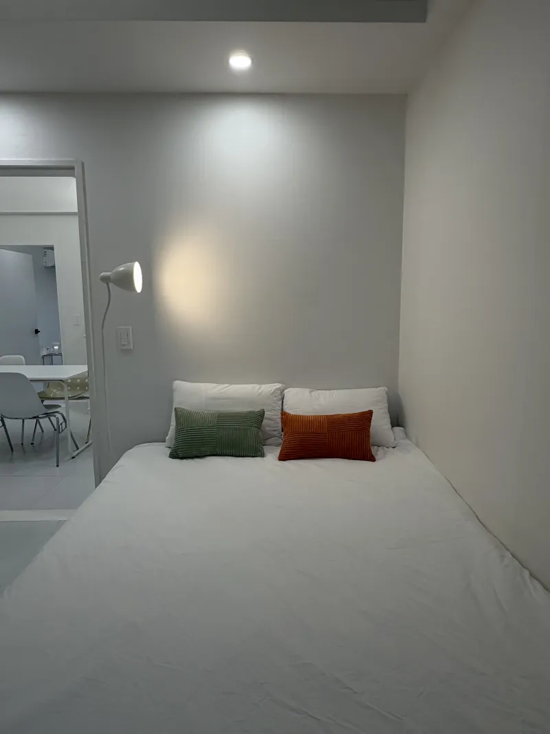 [Saekdal-dong, Seogwipo] South-facing floor-to-ceiling windows with ocean view, dedicated fenced dog playground, Building B, 3rd floor, Two-room 10