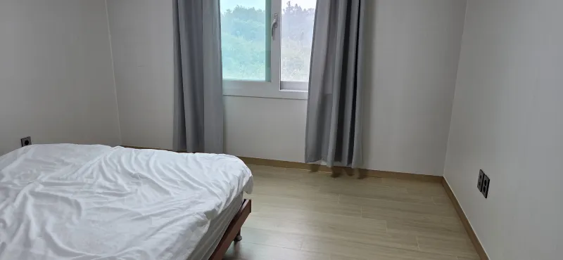 [제주 구좌] 신축3년된방5개1/2층게스트만 전체사용 10