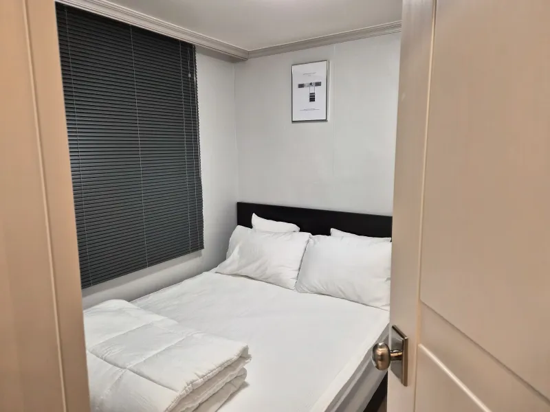 [서울 강남] 청담역 1분 완벽한 입지 22평 2룸 6인 올리모델링 10
