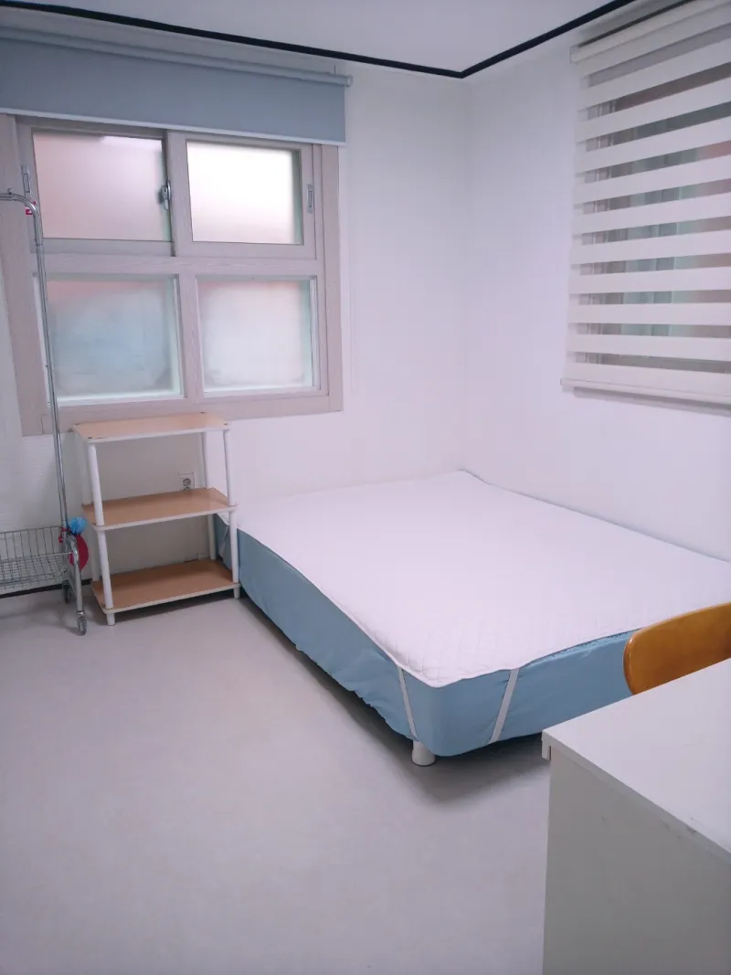 [Busanjin, Busan] 5 minutes from Buam Station, Busanjin-gu [3 Bedrooms, Living Room, Kitchen, 1 Bathroom, 1 Bathroom][2nd Floor] 6