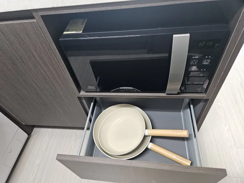 [경기 안산] 성곡동 반달섬 하늘뷰, 감성 플랜테리어 3룸 오피스텔, 24