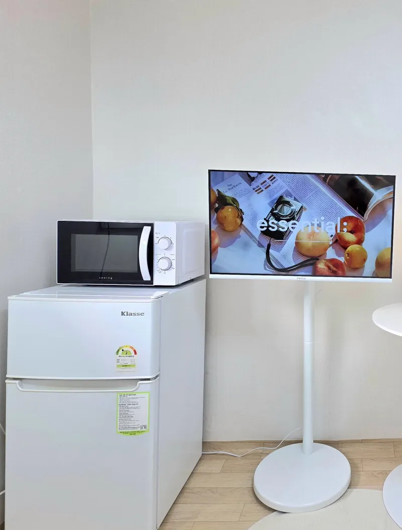 [Jongno, Seoul] 5 minutes from Hyehwa Station, 8 minutes from Seoul National University Hospital / Fully remodeled, best natural light, amazing view 10
