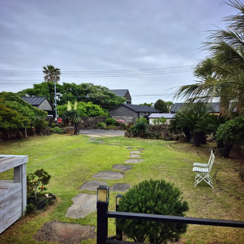 [Hangyeong, Jeju] Jeju Ozen, a sentimental private home on the west coast 24