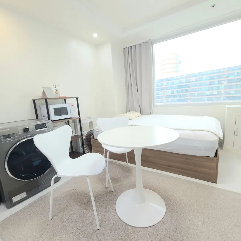 [Busanjin, Busan] Seasonal Special_Seomyeon Lotte Department Store & Double Station Area Cozy Top Floor 23 6