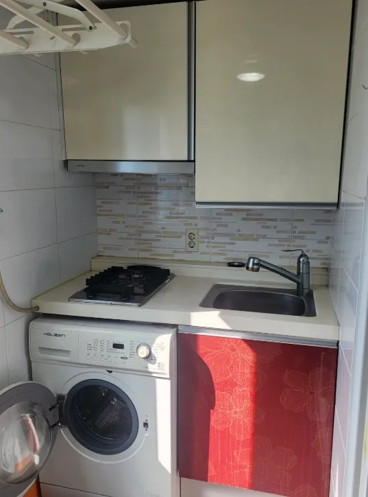 [Suyeong, Busan] 9 pyeong | No cleaning fee | 3 minutes to the sea | In front of the seafood center | 302 10