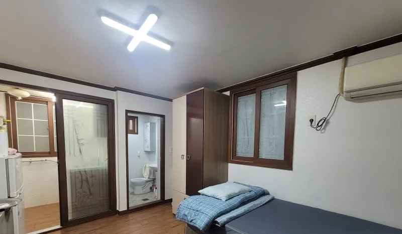 [Seo-gu, Busan] Dongdaesin Station 3-Minute Studio B (2nd Floor) 3