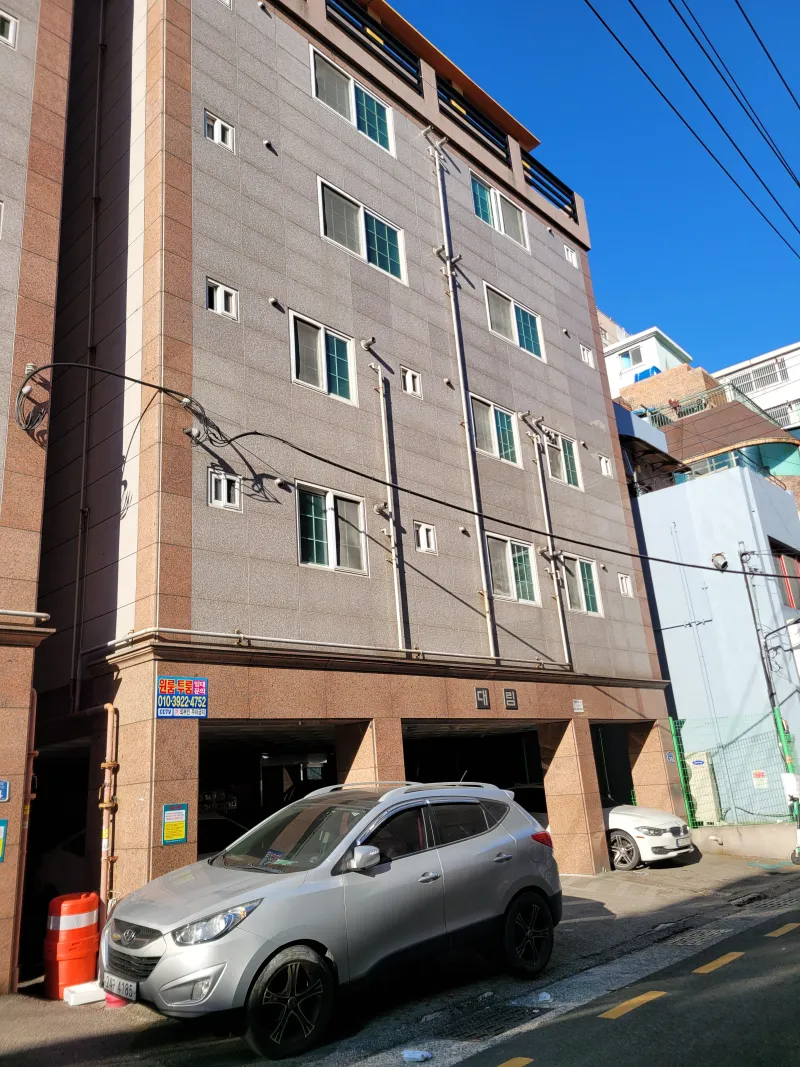[Seo-gu, Busan] Dongdaesin Station 3-Minute Studio B (2nd Floor) 8