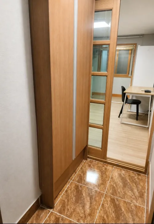 [부산 수영] 광안리 민락동 7평ㅣ청소비 없음ㅣ바다3분ㅣ 회센터앞ㅣ203 8