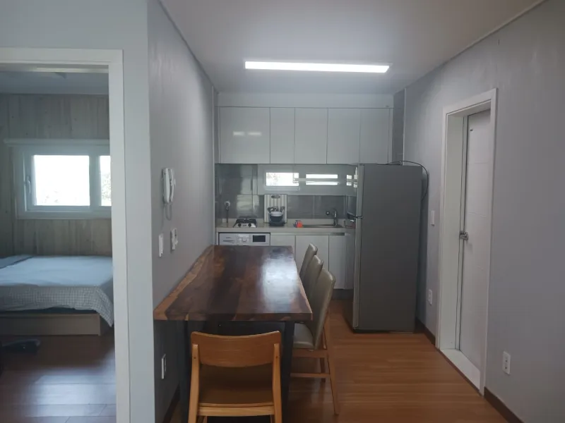 [Pyoseon, Seogwipo] 30-pyeong main building with a view of the botanical garden and pet-friendly 15