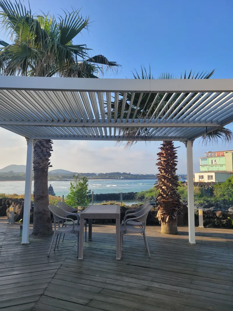 [Pyoseon, Seogwipo] 3-minute walk from Pyoseon Beach, a private house where you can relax by the stone wall and deck 22