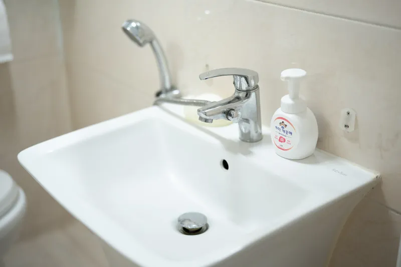 [Yeongdeungpo, Seoul] Affordable 2-Room 3-Bedroom near Yeouido, Double Station Area (Lines 1 & 5) 12