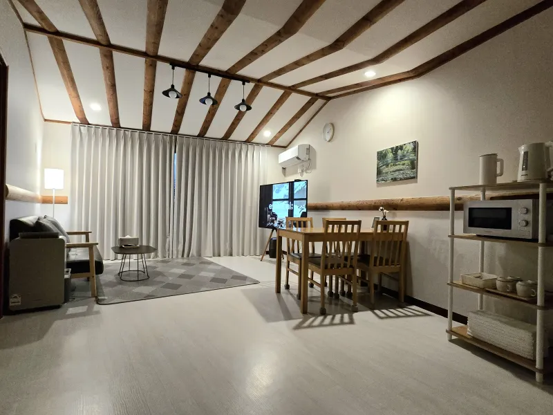 [Sangye-dong, Seogwipo][Hangnamu View] Room 301 / Breakfast Toast / Utility Box / Towels and Bedding Provided / 28