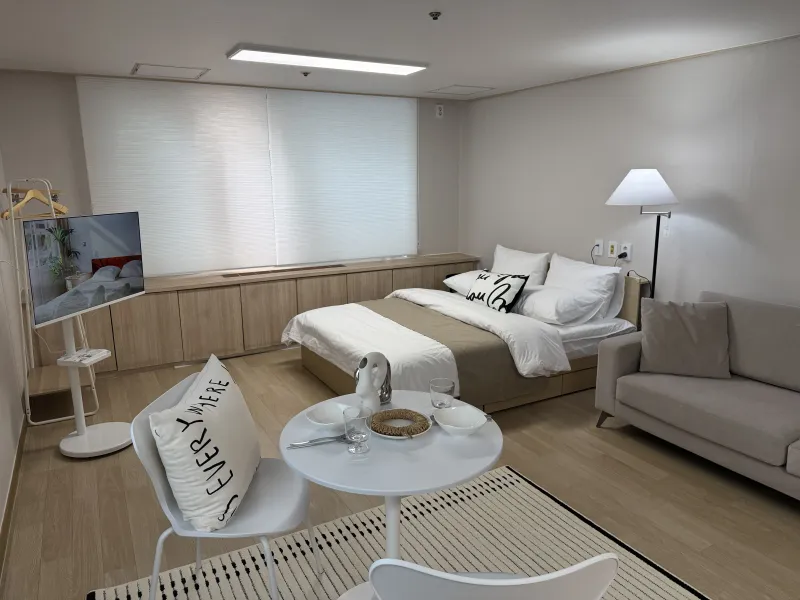 [Yeongdeungpo, Seoul] 4 mins from National Assembly Station / Yeouido 9