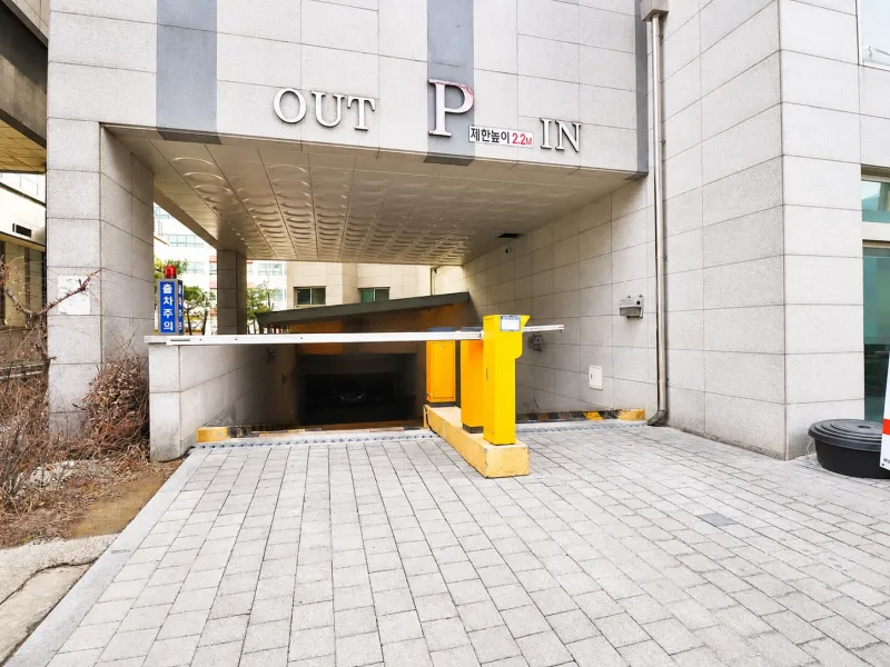 [Gangseo, Seoul] Free Parking | 2 Minutes from Yangcheonhyanggyo Station | Cozy Rest 30