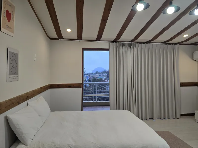 [Sangye-dong, Seogwipo][Hangnamu View]/Legitimate Accommodation/Utility Insurance/Towels and Bedding Provided/ 5