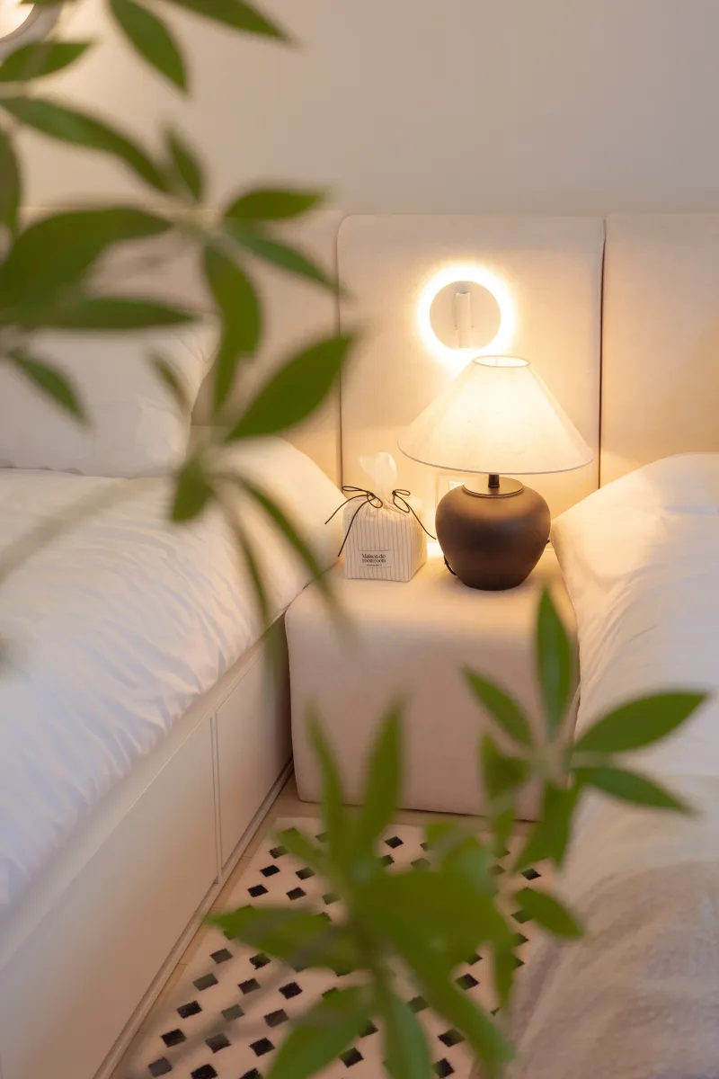 [Mapo, Seoul] New Opening Special: 6 people / 3 mins from Hapjeong Station / 2 bedrooms, 3 beds / Luggage storage 7