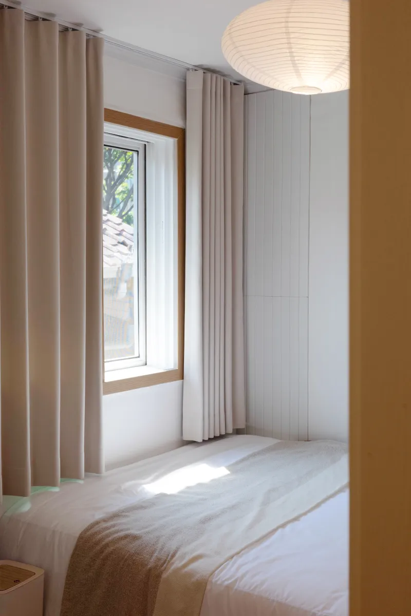 [Mapo, Seoul] New Opening Special: 6 people / 3 mins from Hapjeong Station / 2 bedrooms, 3 beds / Luggage storage 14