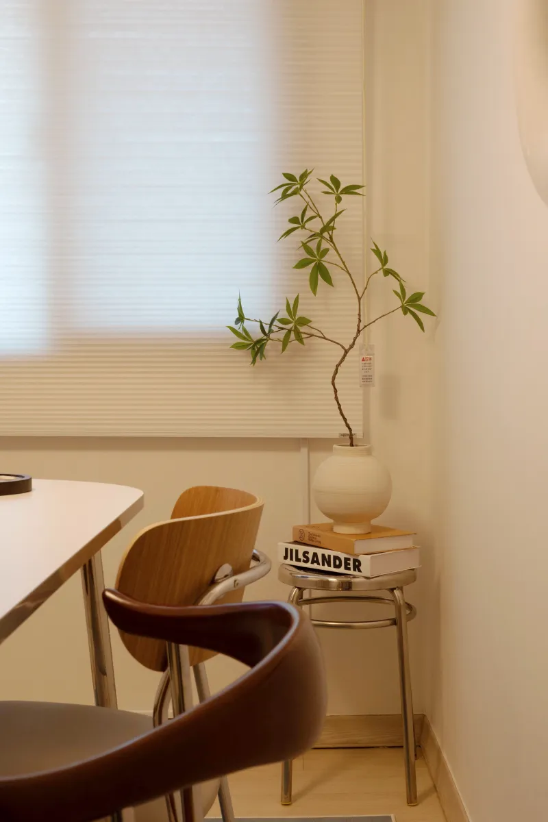 [Mapo, Seoul] New Opening Special: 6 people / 3 mins from Hapjeong Station / 2 bedrooms, 3 beds / Luggage storage 21