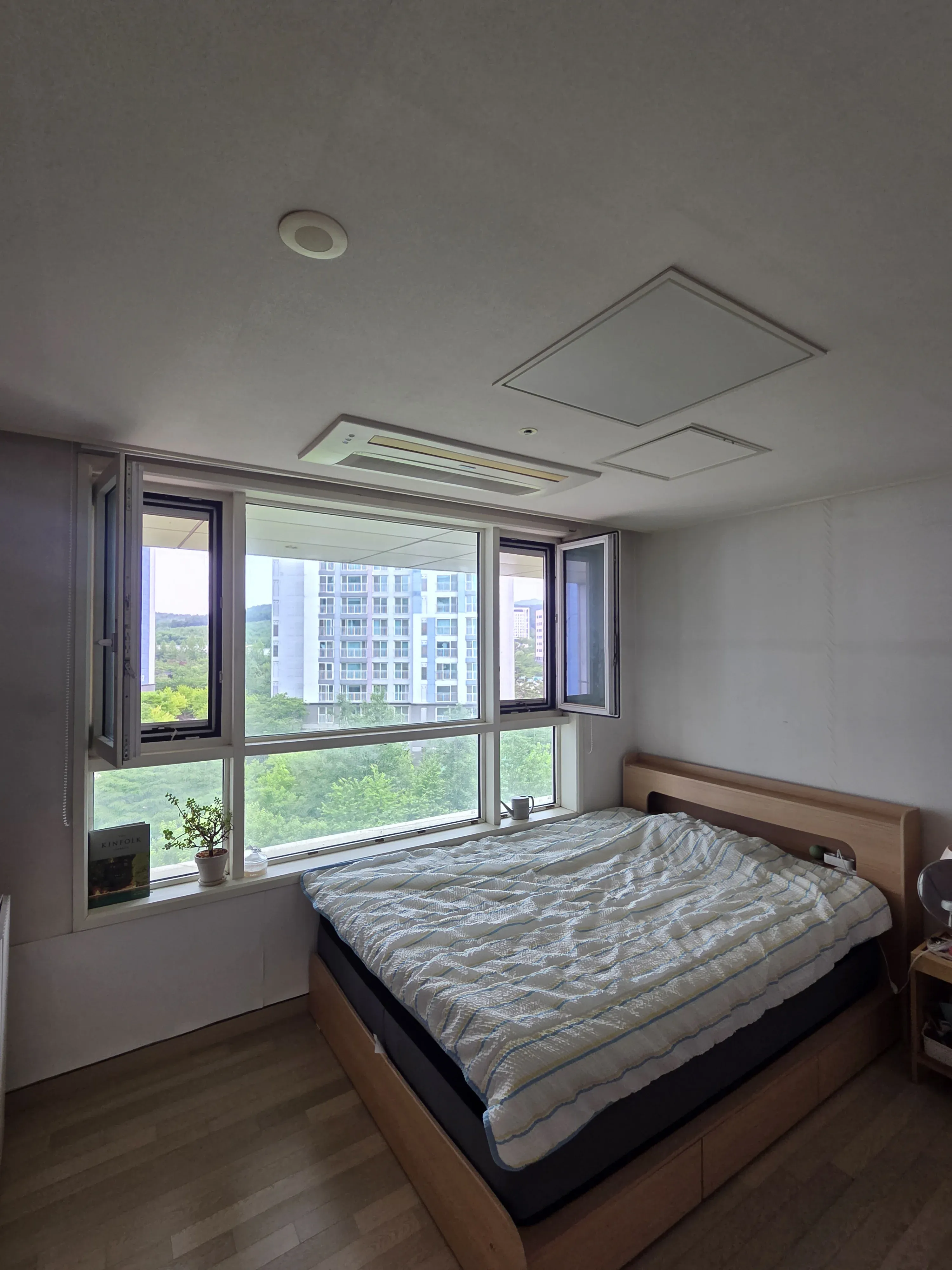 Officetel Studio in Yongin, Gyeonggi — 25m², sleeps 2, 1 bath