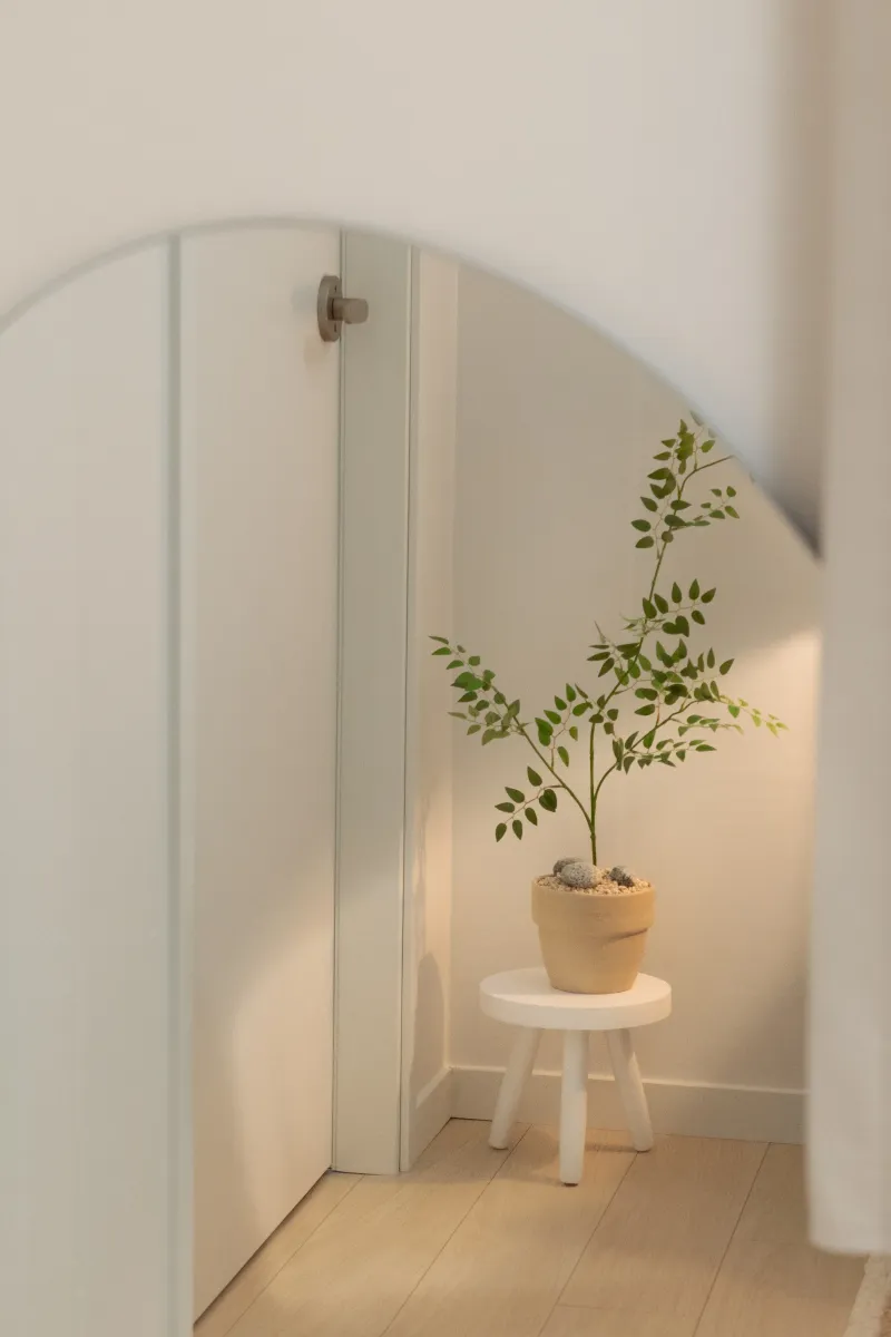 [Mapo, Seoul] New Opening Special: 6 people / 3 mins from Hapjeong Station / 2 bedrooms, 3 beds / Luggage storage 16