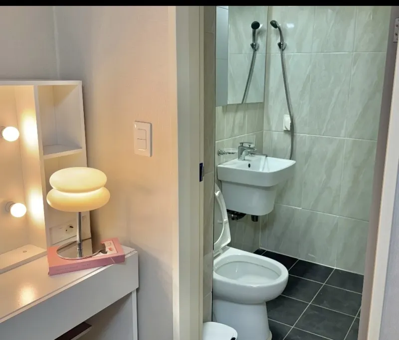 [Michuhol, Incheon] Sungui Station Incheon Airport New 3-Room Apartment 8