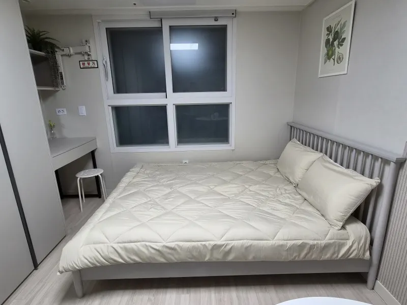 [Gwanak, Seoul] 1-minute walk from Seoul National University Station Exit 1 4