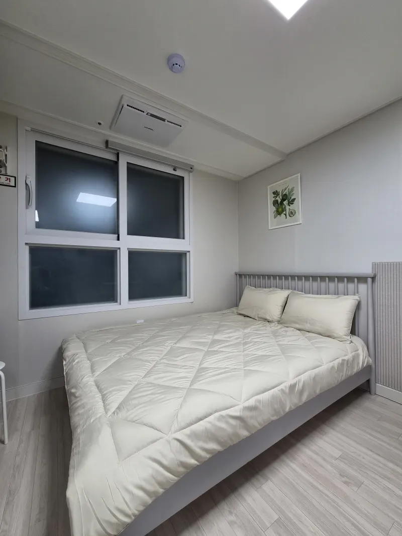 [Gwanak, Seoul] 1-minute walk from Seoul National University Station Exit 1 3