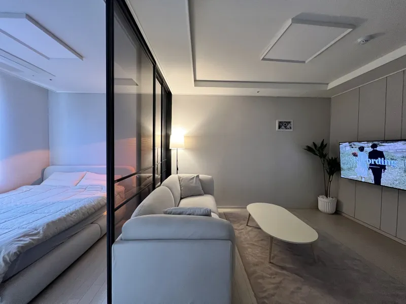 [서울 강남] 역삼역 도보 5분 세련된 인테리어 분리형 원룸 4