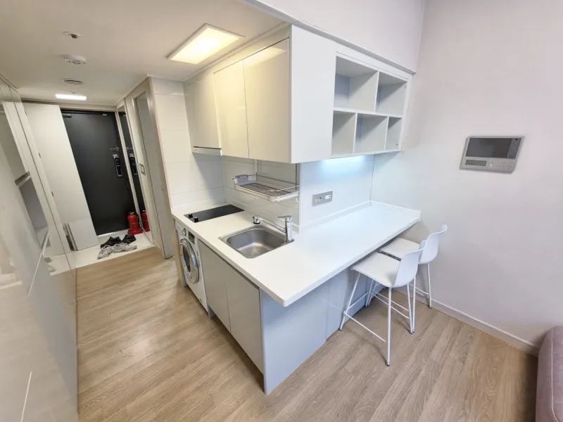 [Songpa, Seoul] A pretty duplex studio connected to Jamsil Munjeong Station via an underground passage 11