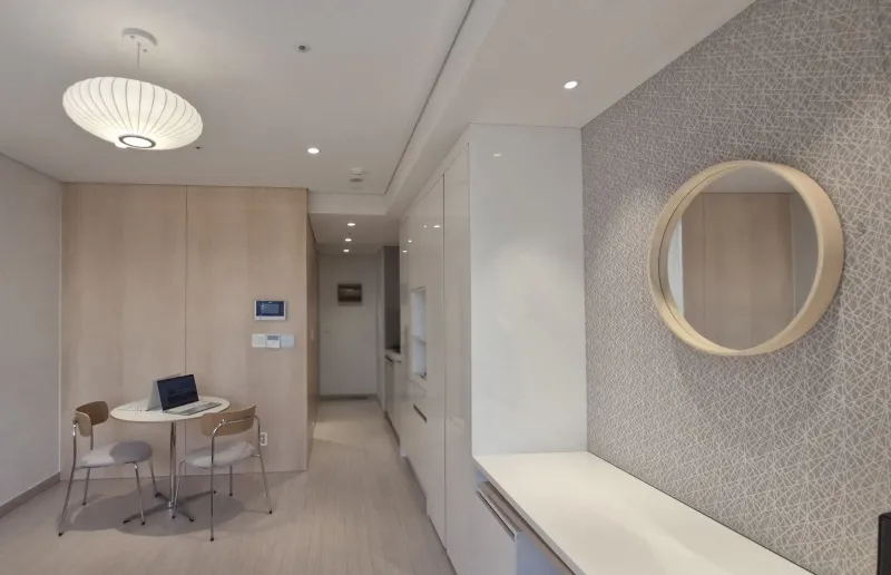 [Gwangjin, Seoul] 5th floor of an officetel, 8-minute walk from Dongseoul Terminal (Gangbyeon Station) on Line 2, Guui. 5