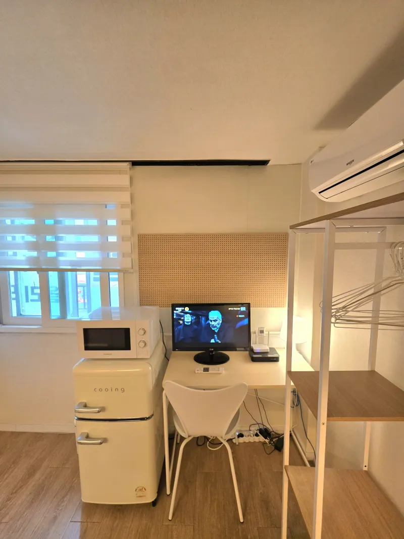 [Suwon] 7-minute walk from Suwon Station Exit 11 6