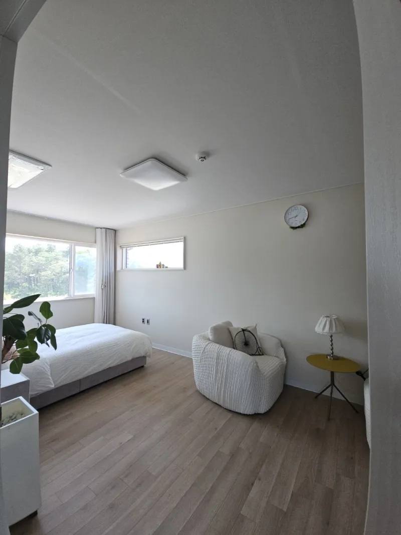 [Yangyang][Yangyang-gun, Gangwon-do] 2-story detached house, 2 minutes by car from Bukyangyang IC 10