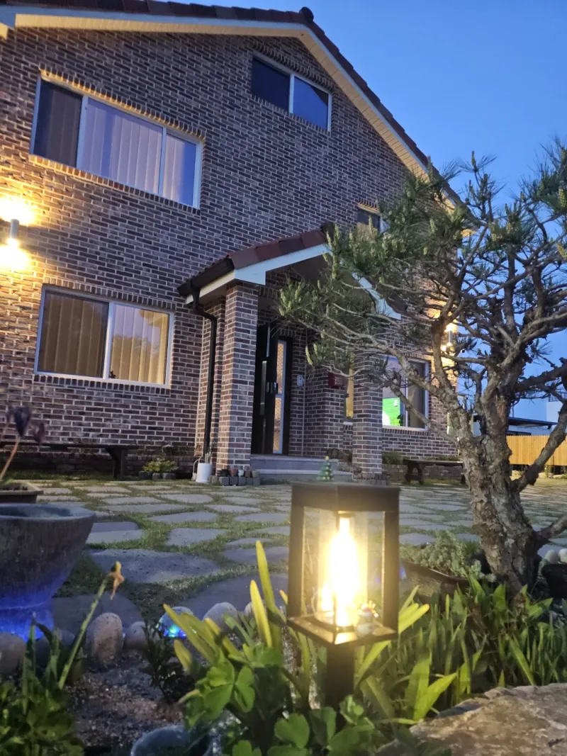 [Yangyang][Yangyang-gun, Gangwon-do] 2-story detached house, 2 minutes by car from Bukyangyang IC 48