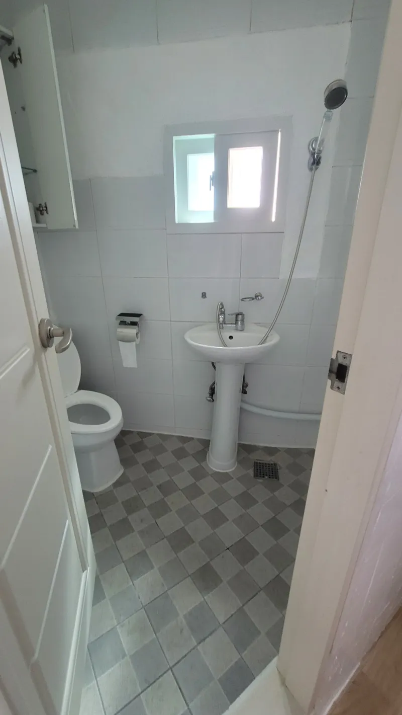 [Seo-gu, Busan] Near Pusan National University Hospital, Nampo-dong, near Jagalchi Market, 5 minutes from Toseong Station 6