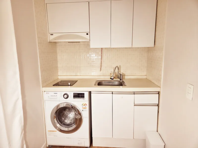 [Jongno, Seoul] 5 min from Seoul National University Hospital / 1 min from Hyehwa Station / 70,000 KRW discount for move-in within 2 days / 50,000 KRW discount for move-in within 7 days / Unit 5 20