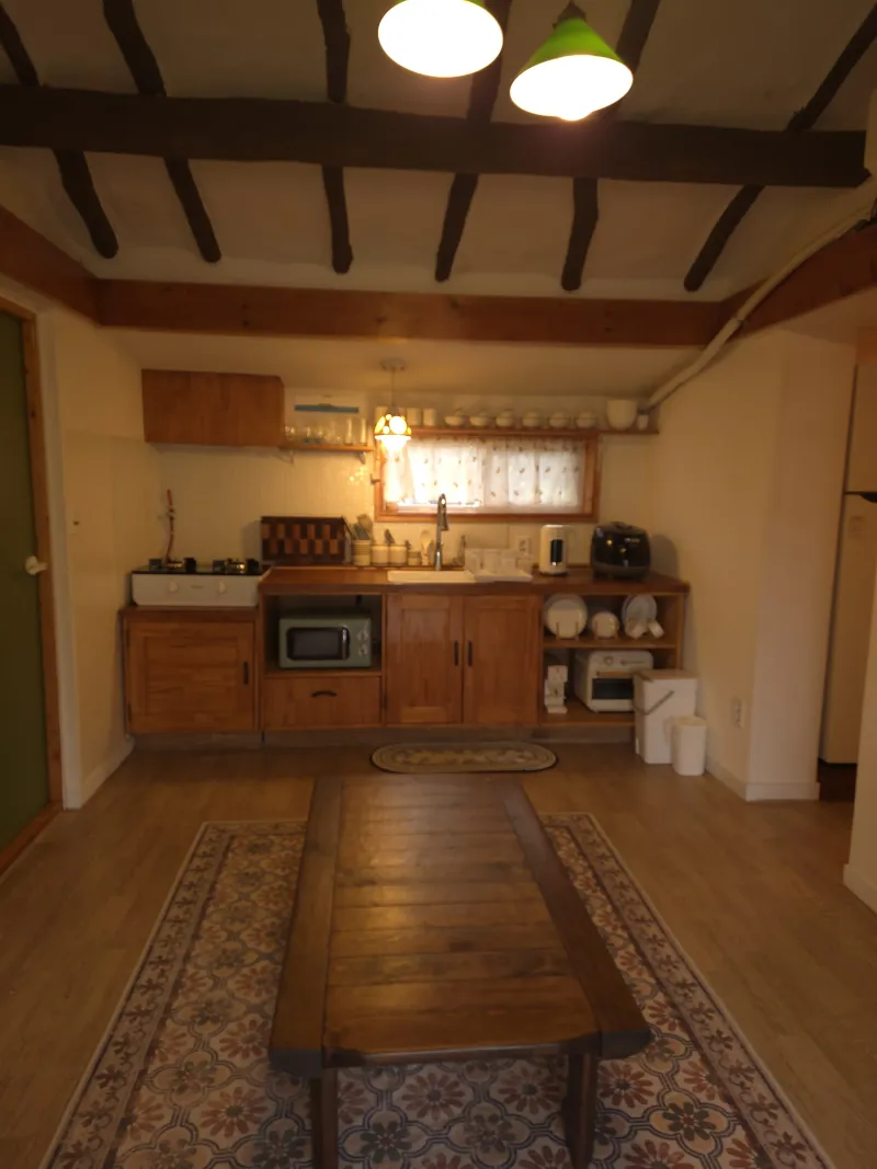 [Gujwa, Jeju] Use of 2 charming old houses with stone walls #5 people / Max 6 people #Private house #Yard 30