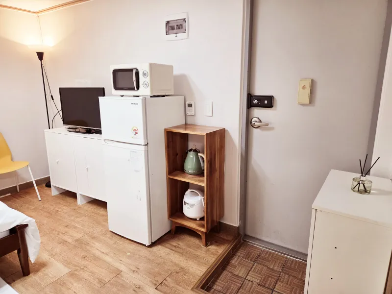 [Jongno, Seoul] 5 min from Seoul National University Hospital and Hyehwa Station / 70,000 KRW discount for move-in within 2 days / 50,000 KRW discount for move-in within 7 days / Unit 1 11