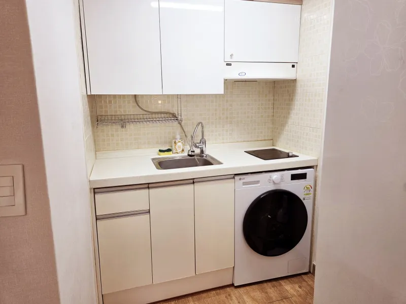 [Jongno, Seoul] 5 min from Seoul National University Hospital and Hyehwa Station / 70,000 KRW discount for move-in within 2 days / 50,000 KRW discount for move-in within 7 days / Unit 1 13