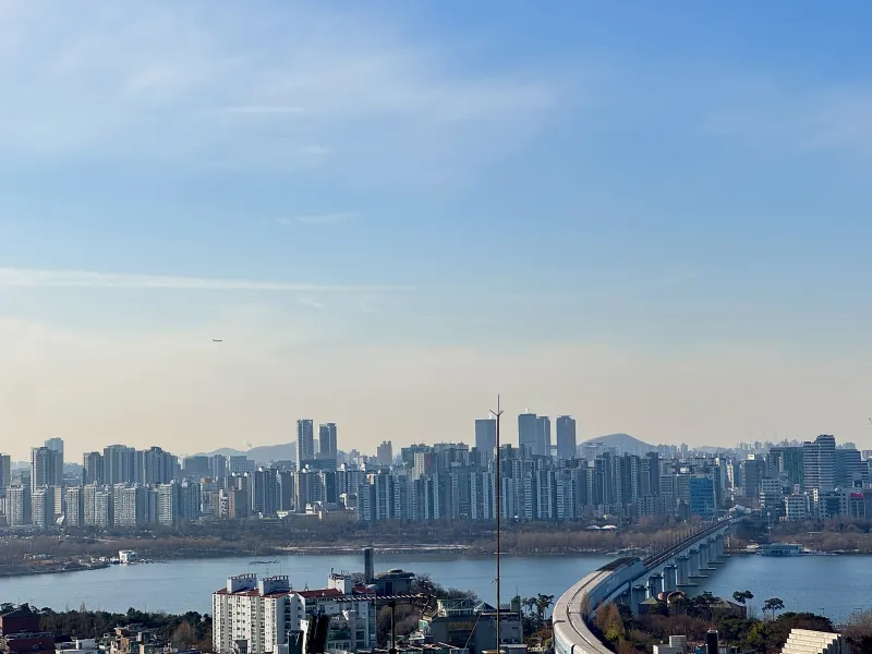 [Mapo, Seoul] 10 seconds from Hongdae/Hapjeong Station, Han River view, prime location 7