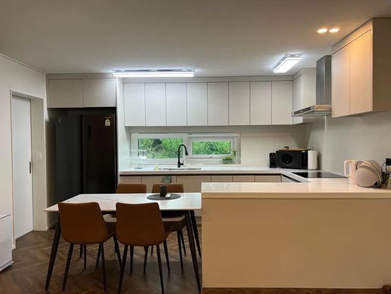 [Seongsan, Seogwipo] #StoneWallTangerineOrchardView, Nansan-ri Modern Vibe #1stAnd2ndFloor #WholeHouseForRent 24