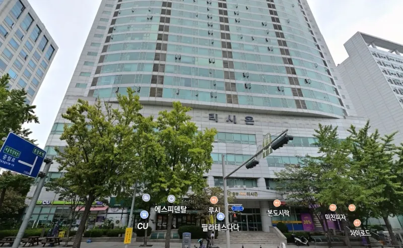 [Seodaemun, Seoul] Right in front of the Chungjeongno Station connecting passageway, a pause in the city center 15