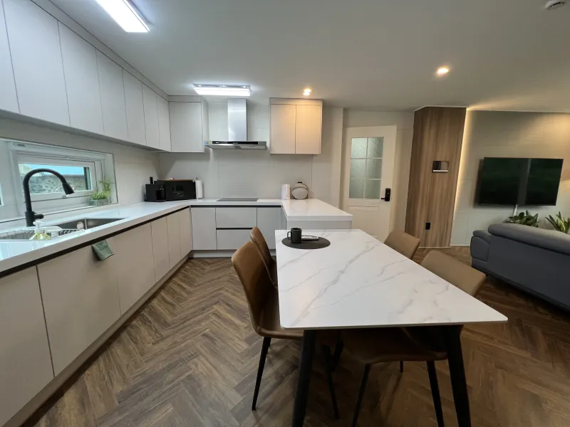 [Seongsan, Seogwipo] #StoneWallTangerineOrchardView, Nansan-ri Modern Vibe #1stAnd2ndFloor #WholeHouseForRent 23