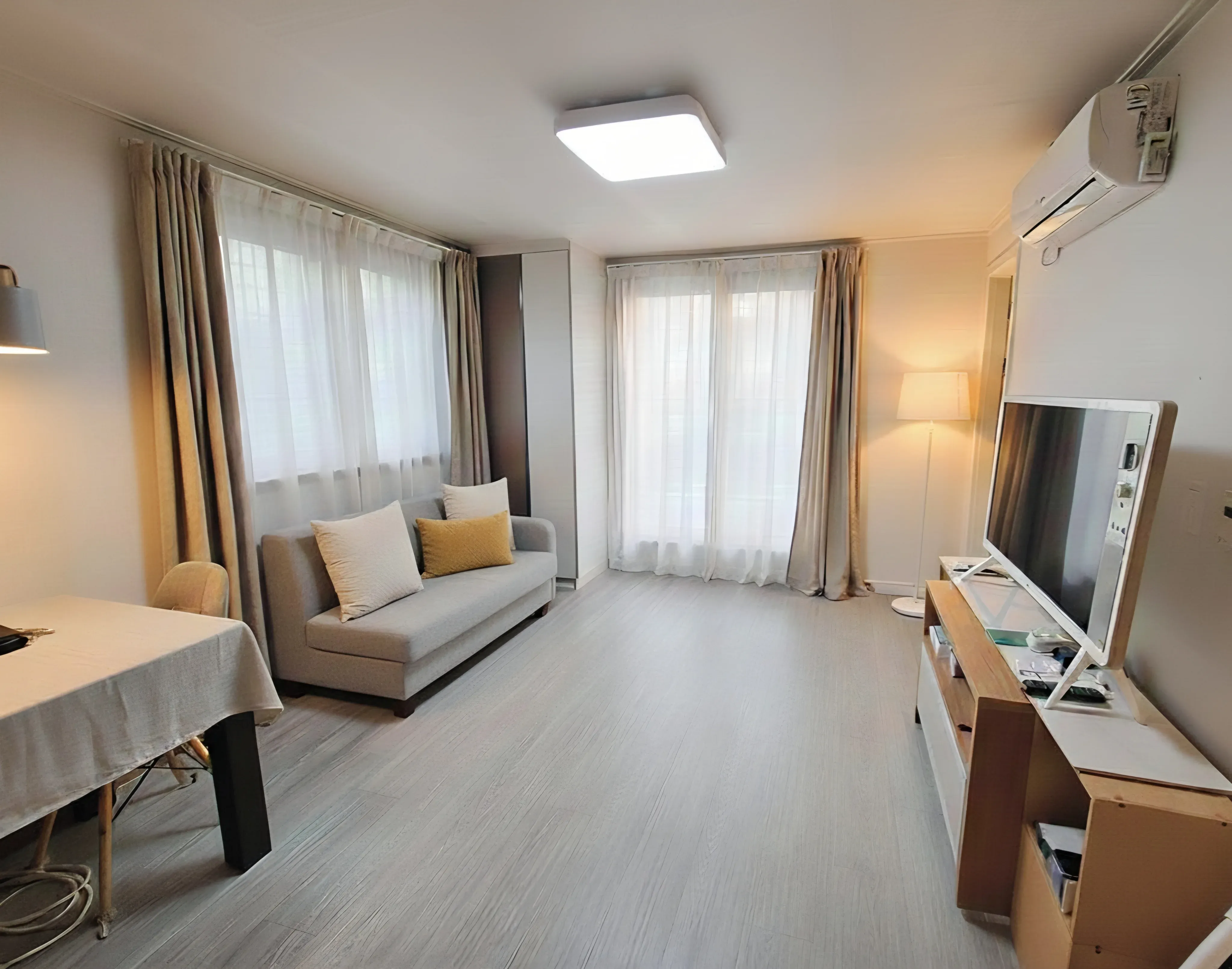 Woncheon-dong One-Bedroom House