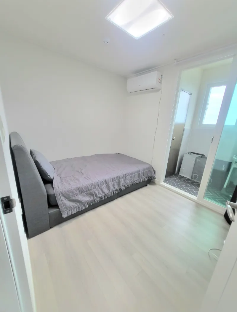[Beophwan-dong, Seogwipo] ♡Right in front of Beophwan Beach♡ 3 rooms, 2 bathrooms, Olle Trail Course 7, 5 minutes by car to E-Mart 12