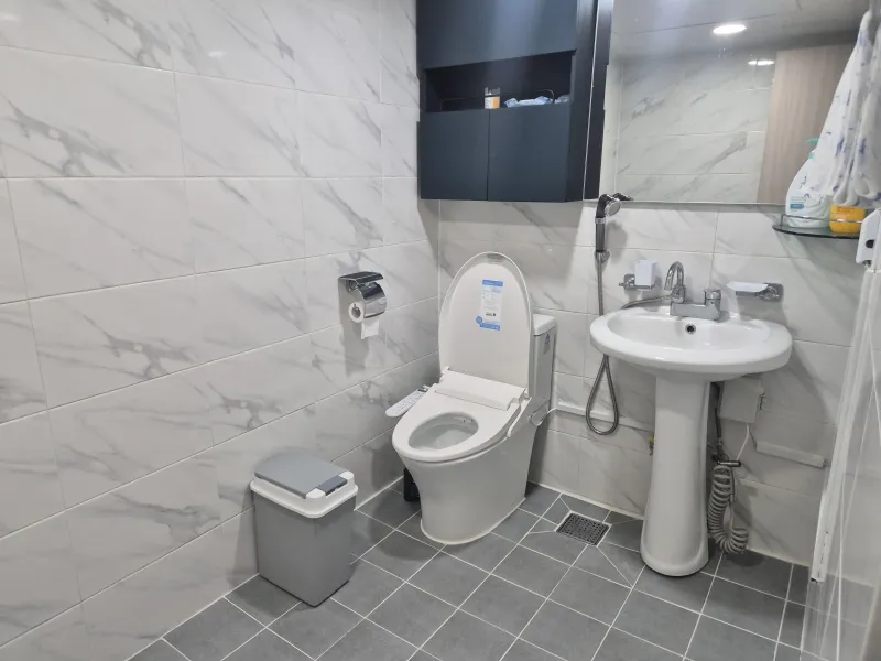 [Mapo, Seoul] 103 5 minutes from Hongik University Station 5