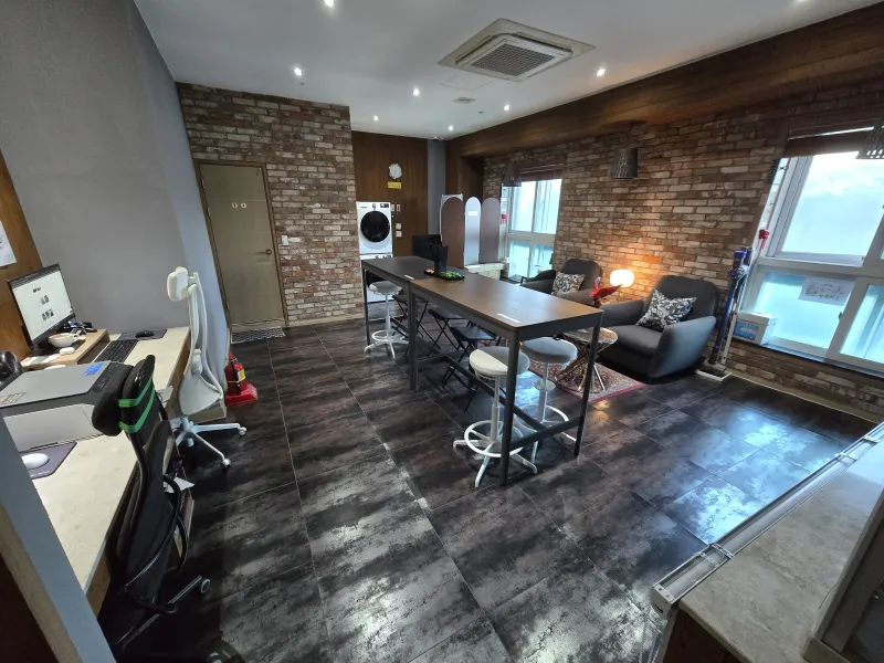 [Hwaseong][Hwaseong-si, Gyeonggi-do] Dongtan Namgwangjang Couple-type Short-term Rental / ADT Caps CCTV 19