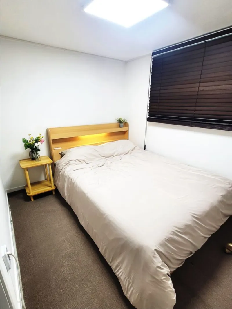 [Yeongdeungpo, Seoul][Yeongdeungpo-gu, Seoul] 5 mins from Daerim Station, 20 mins from Hongdae, clean 2-room 4-person rooms 6