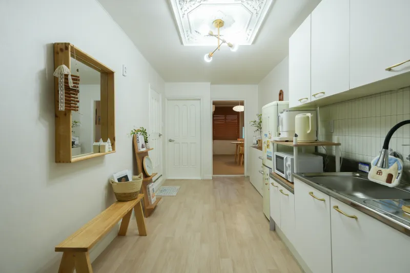 [Gwanak, Seoul] Aesthetic Dining Room, 10 Minutes from Sillim Station 18